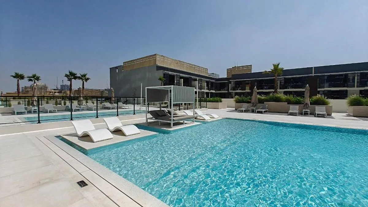 Vogue Brand New 7Mins Sky Dubai 3 Mins Cirle Mall Apartamento
